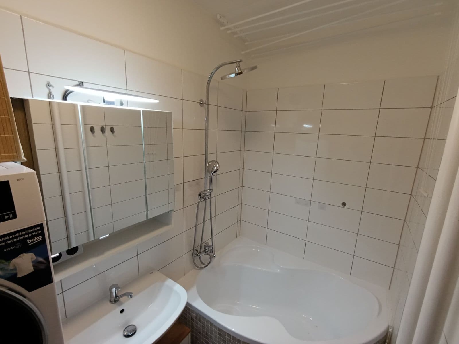 Prenájom bytu 2-izbový 54 m², Hodonínská, Praha, Praha Prenájom bytu 2-izbový 54 m², Hodonínská, Praha, Praha