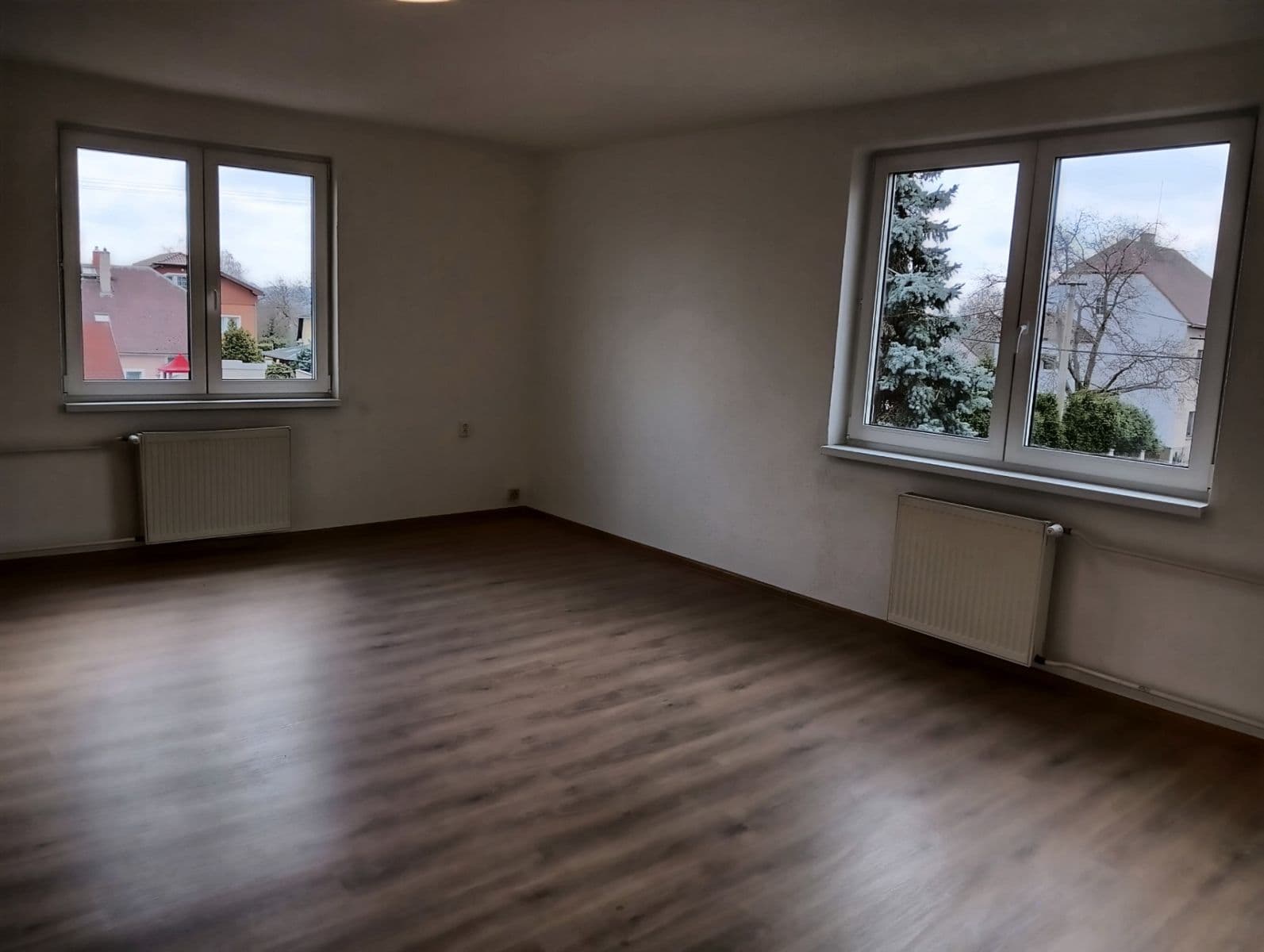 Prenájom domu 190 m², pozemek 612 m², Karla Čapka, Lom, Ústecký kraj Prenájom domu 190 m², pozemek 612 m², Karla Čapka, Lom, Ústecký kraj