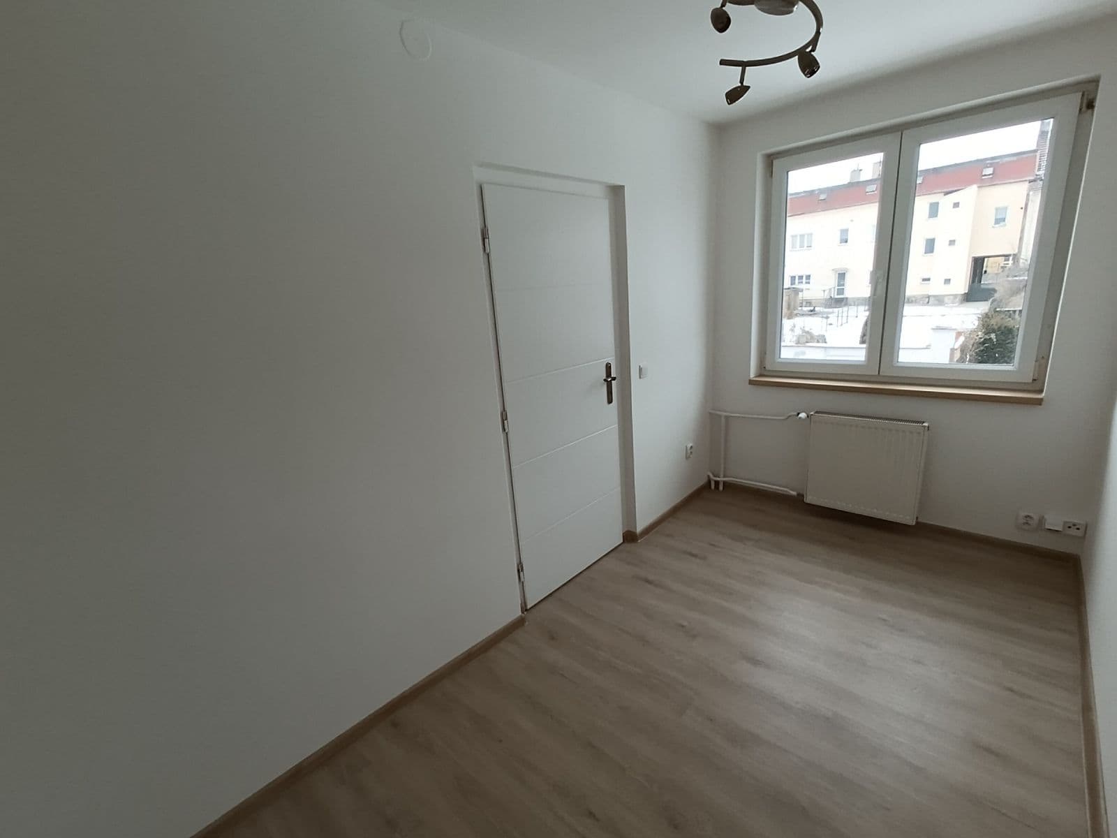 Prenájom domu 190 m², pozemek 612 m², Karla Čapka, Lom, Ústecký kraj Prenájom domu 190 m², pozemek 612 m², Karla Čapka, Lom, Ústecký kraj