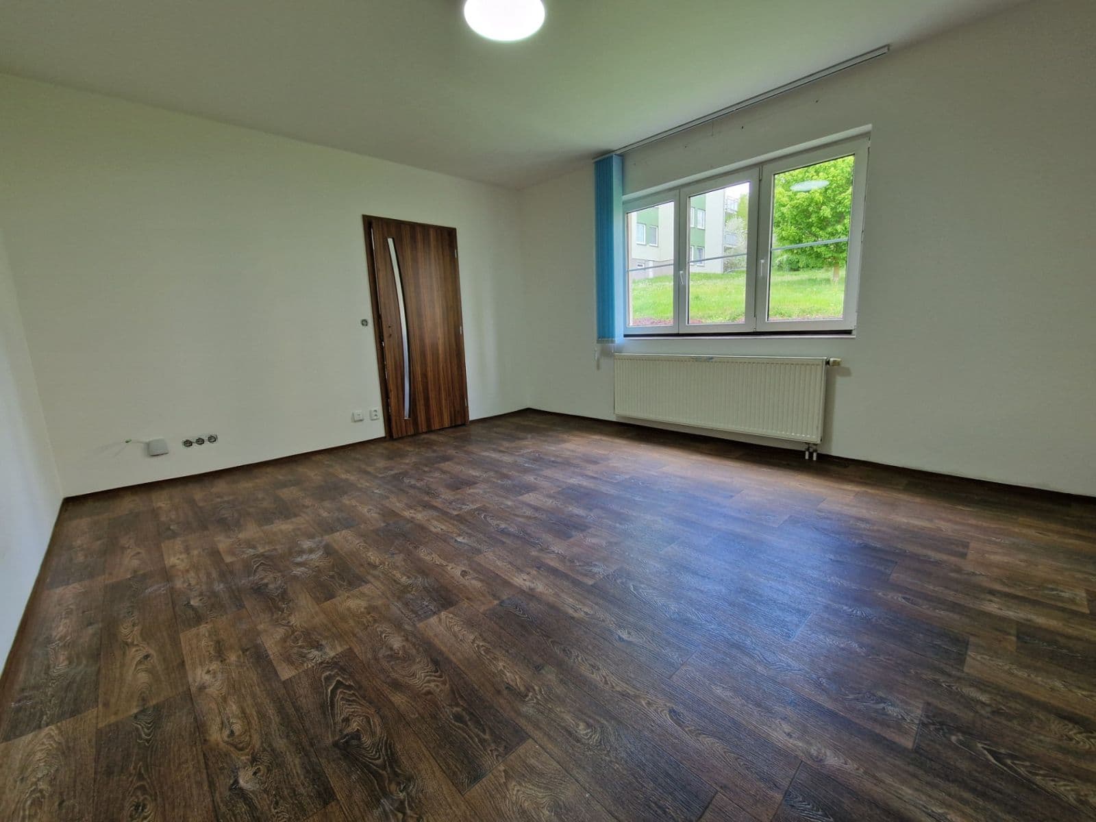 Prenájom bytu 2-izbový 64 m², Stradovská, Chlumec, Ústecký kraj Prenájom bytu 2-izbový 64 m², Stradovská, Chlumec, Ústecký kraj