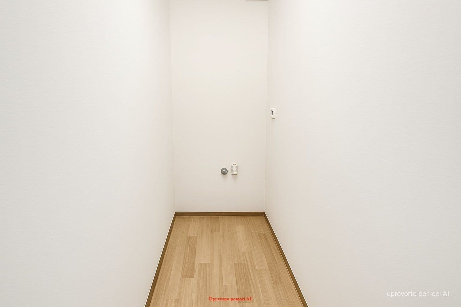 Prenájom bytu 3-izbový 70 m², U Stromovky, Havířov, Moravskoslezský kraj Prenájom bytu 3-izbový 70 m², U Stromovky, Havířov, Moravskoslezský kraj