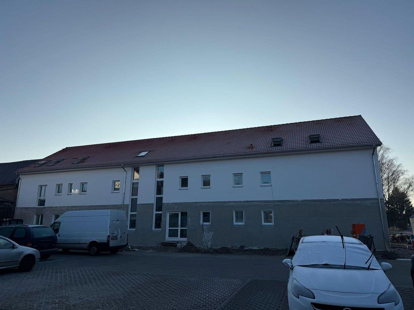 Prenájom bytu 3-izbový 80 m², Hamburger Allee 51b, Nauen, Brandenbursko Prenájom bytu 3-izbový 80 m², Hamburger Allee 51b, Nauen, Brandenbursko