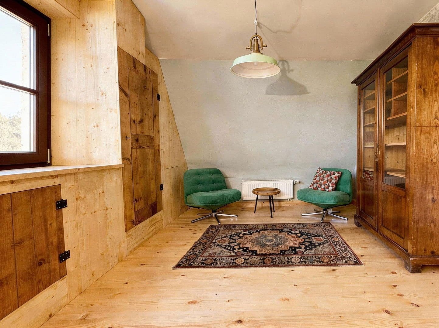 Prenájom bytu 100 m², Augsburg, Bavorsko Prenájom bytu 100 m², Augsburg, Bavorsko