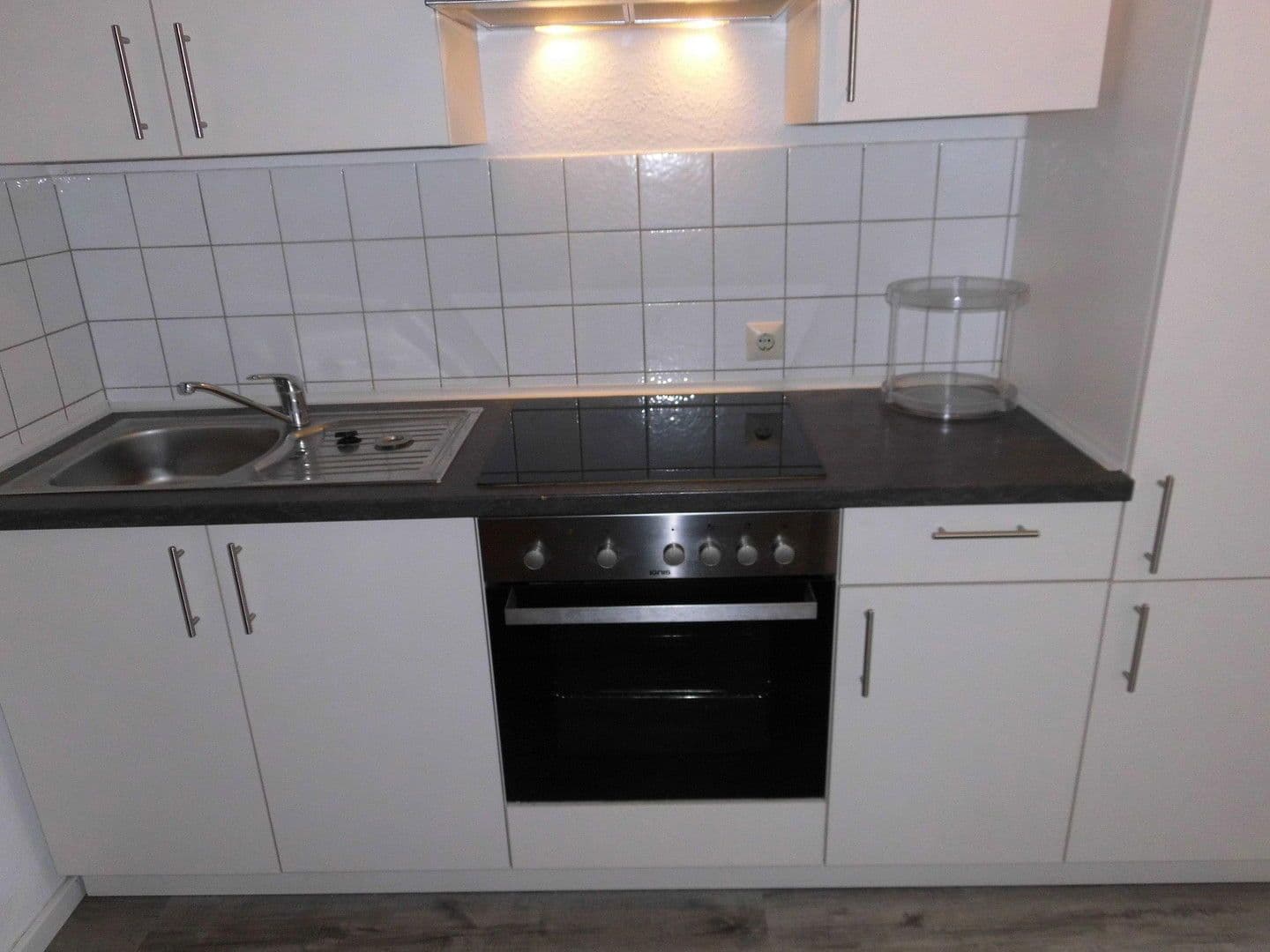 Prenájom bytu 2-izbový 50 m², Stuttgart, Bádensko-Wurttembersko Prenájom bytu 2-izbový 50 m², Stuttgart, Bádensko-Wurttembersko