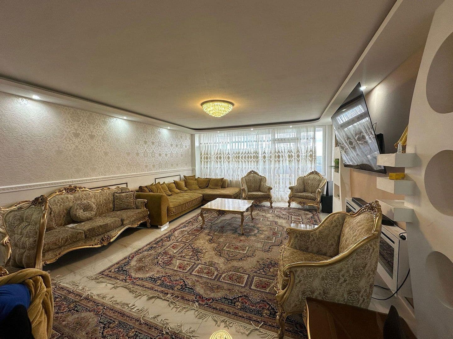 Predaj bytu 3-izbový 103 m², Frankfurt am Main, Hesensko Predaj bytu 3-izbový 103 m², Frankfurt am Main, Hesensko