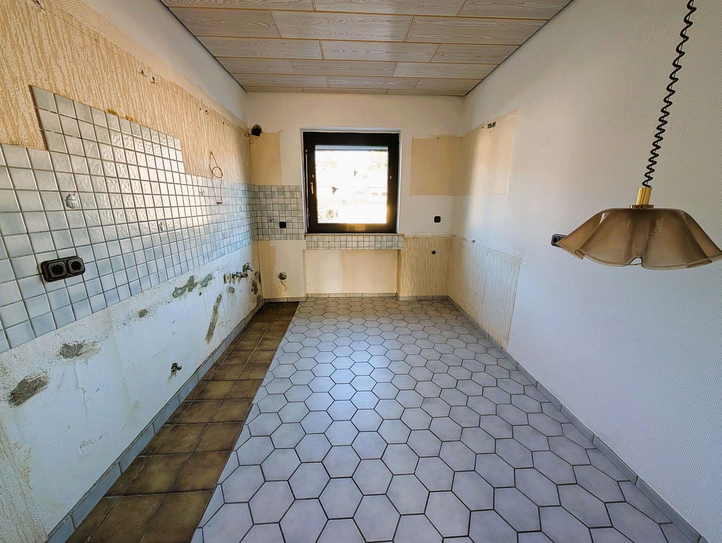 Predaj bytu 3-izbový 95 m², Nachbarsweg 7, Mülheim an der Ruhr, Severné Porýnie - Westfálsko Predaj bytu 3-izbový 95 m², Nachbarsweg 7, Mülheim an der Ruhr, Severné Porýnie - Westfálsko