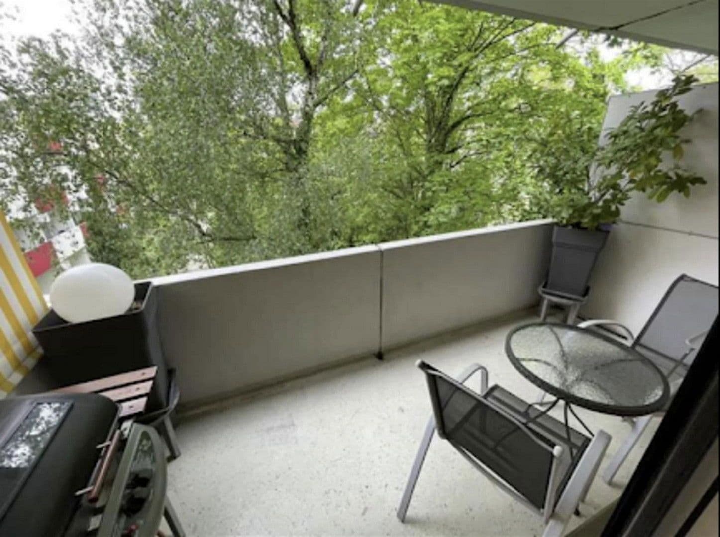 Prenájom bytu 2-izbový 57 m², München, Bavorsko Prenájom bytu 2-izbový 57 m², München, Bavorsko