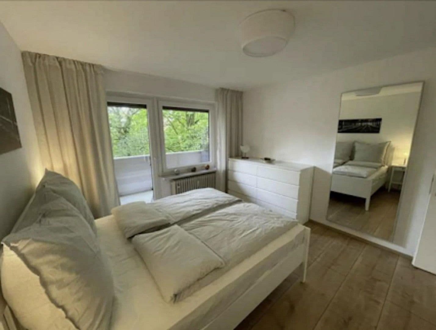 Prenájom bytu 2-izbový 57 m², München, Bavorsko Prenájom bytu 2-izbový 57 m², München, Bavorsko