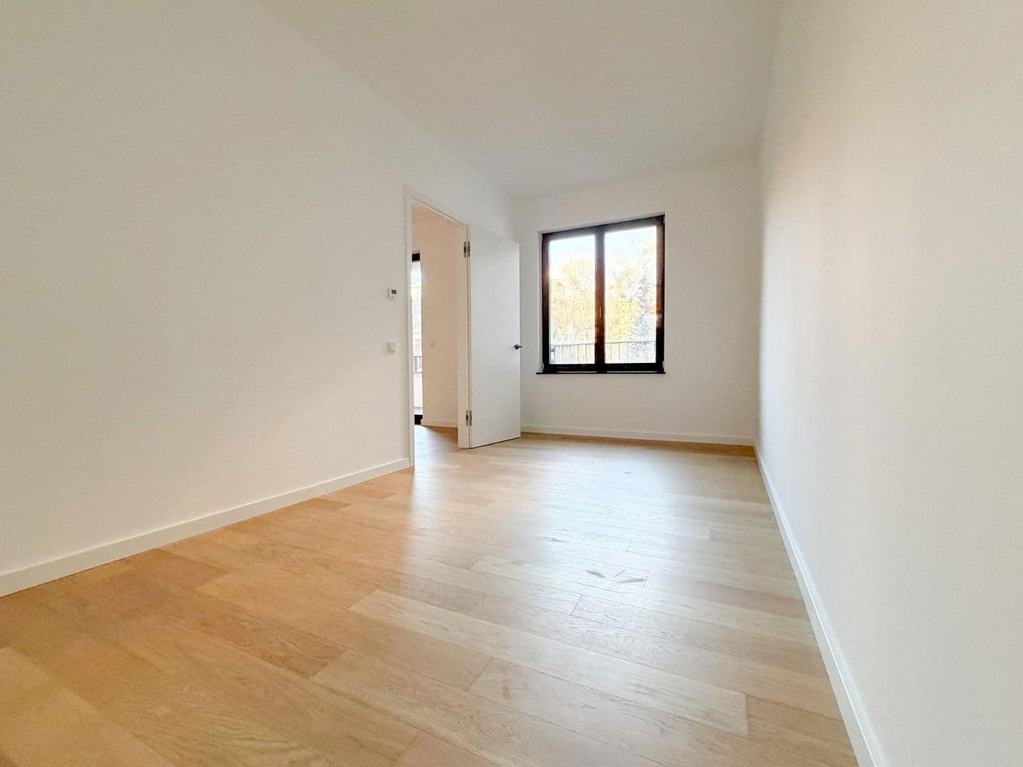 Predaj bytu 3-izbový 80 m², Berlin, Berlín Predaj bytu 3-izbový 80 m², Berlin, Berlín