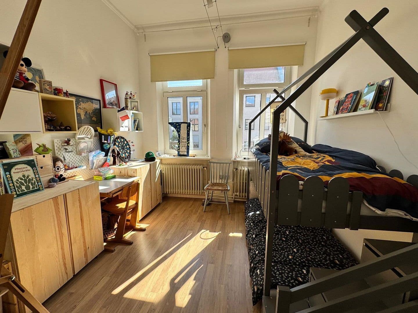 Prenájom bytu 6-izbový 254 m², Nürnberg, Bavorsko Prenájom bytu 6-izbový 254 m², Nürnberg, Bavorsko