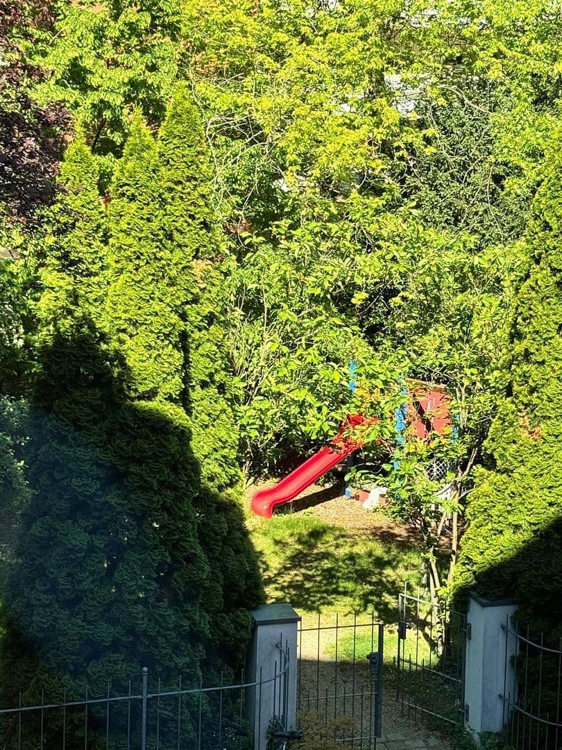 Prenájom bytu 6-izbový 254 m², Nürnberg, Bavorsko Prenájom bytu 6-izbový 254 m², Nürnberg, Bavorsko