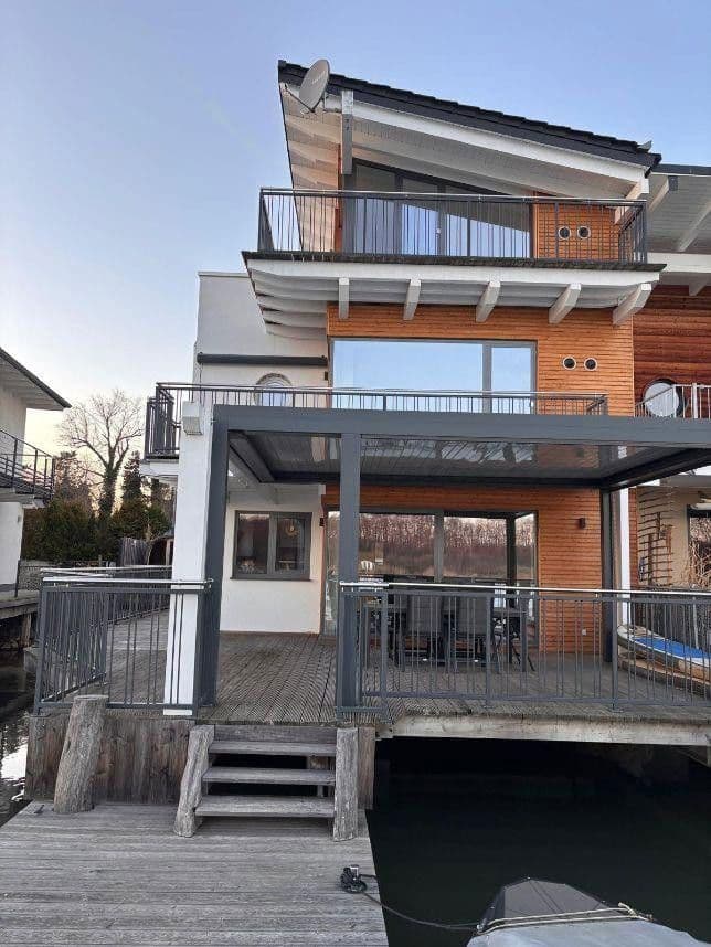 Predaj domu 153 m², pozemek 337 m², An der Lagune 123, Neukieritzsch, Sasko Predaj domu 153 m², pozemek 337 m², An der Lagune 123, Neukieritzsch, Sasko