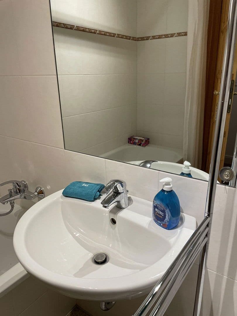 Prenájom bytu 2-izbový 50 m², Berlin, Berlín Prenájom bytu 2-izbový 50 m², Berlin, Berlín