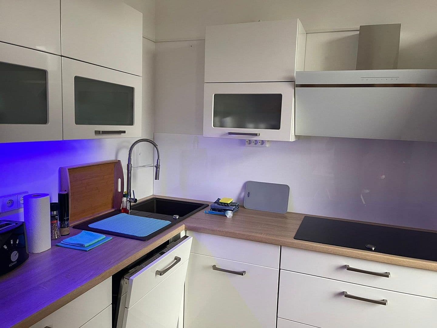 Prenájom bytu 2-izbový 50 m², Berlin, Berlín Prenájom bytu 2-izbový 50 m², Berlin, Berlín