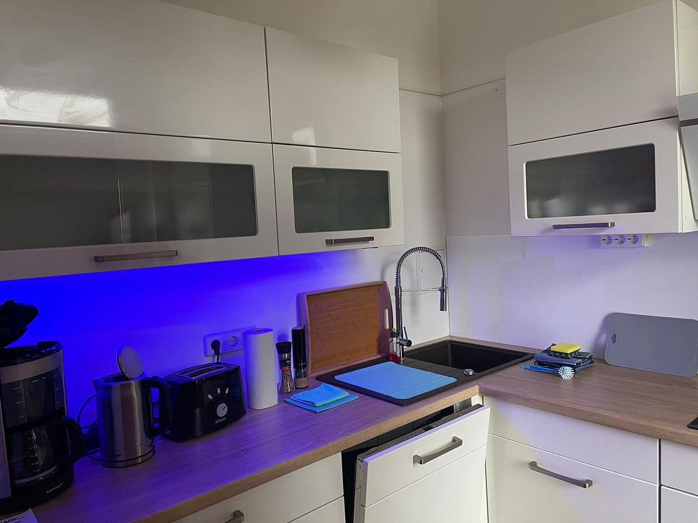 Prenájom bytu 2-izbový 50 m², Berlin, Berlín Prenájom bytu 2-izbový 50 m², Berlin, Berlín