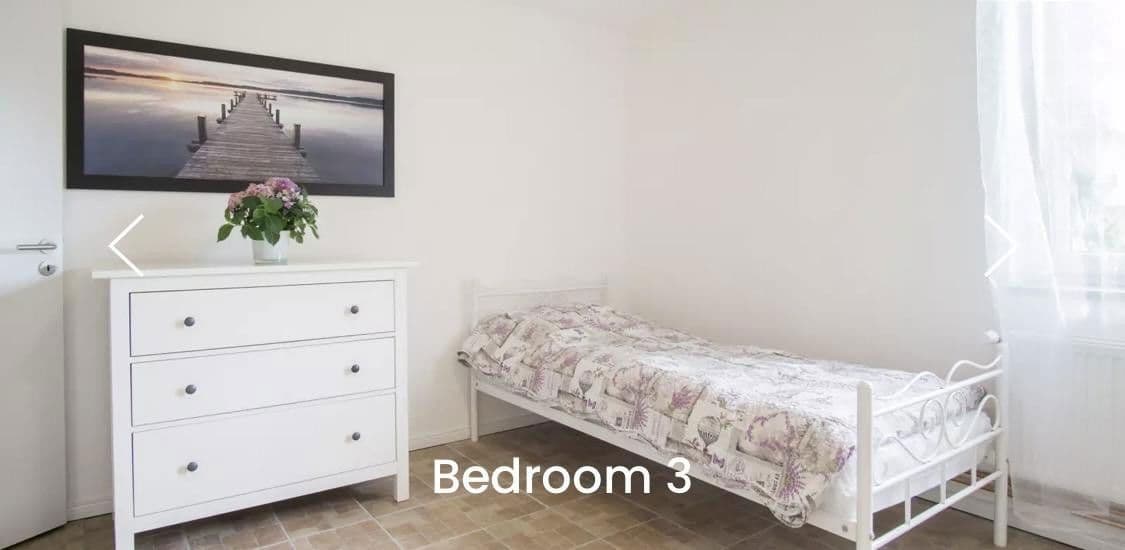 Prenájom bytu 1-izbový 10 m², Berlin, Berlín Prenájom bytu 1-izbový 10 m², Berlin, Berlín