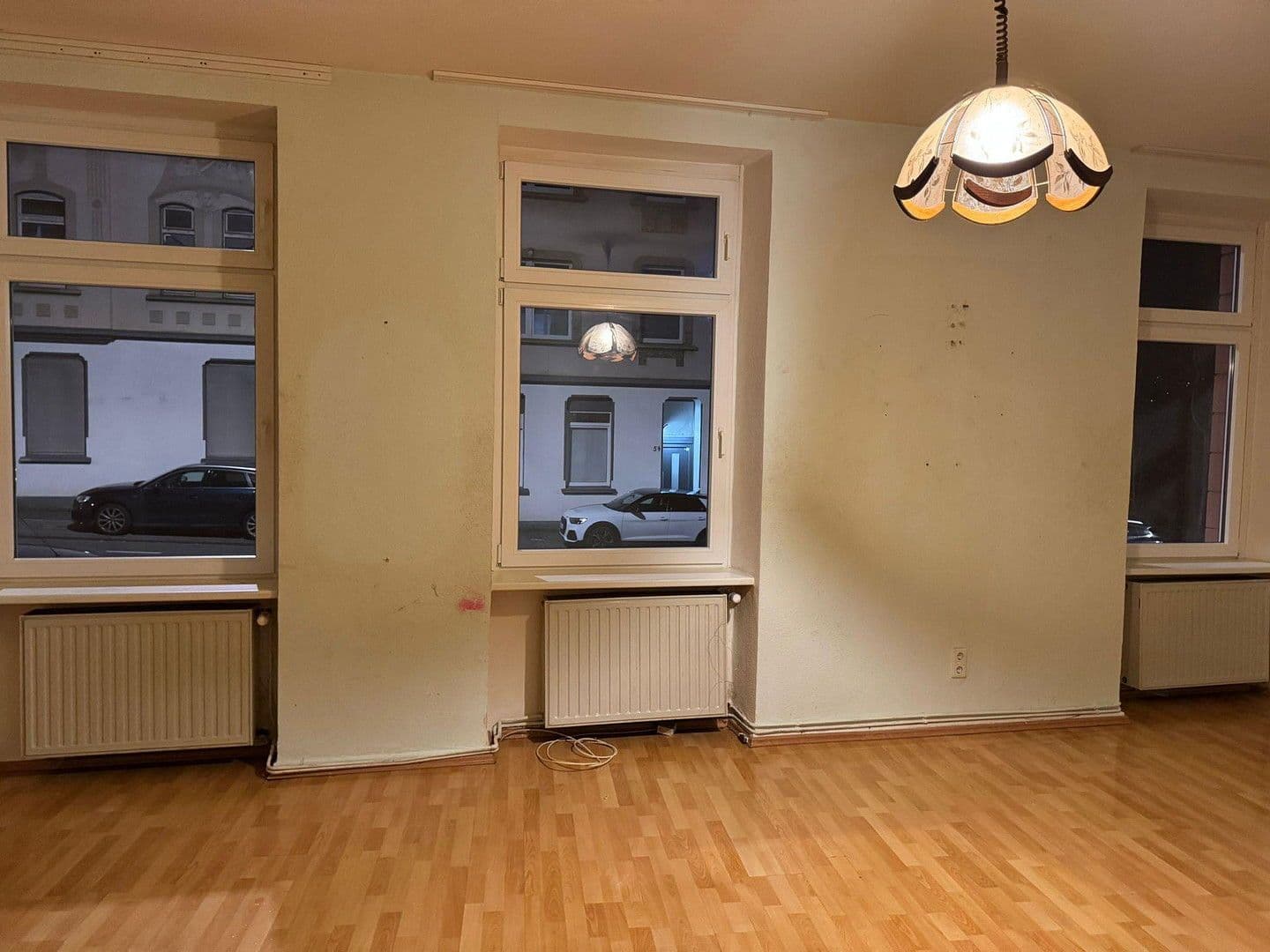 Prenájom bytu 3-izbový 83 m², Langerfelder Straße 47, Wuppertal, Severné Porýnie - Westfálsko Prenájom bytu 3-izbový 83 m², Langerfelder Straße 47, Wuppertal, Severné Porýnie - Westfálsko