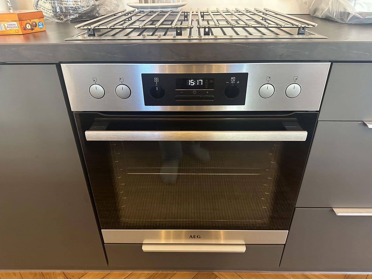 Prenájom bytu 3-izbový 93 m², Sophie-Charlotten-Str. 49, Berlin, Berlín Prenájom bytu 3-izbový 93 m², Sophie-Charlotten-Str. 49, Berlin, Berlín