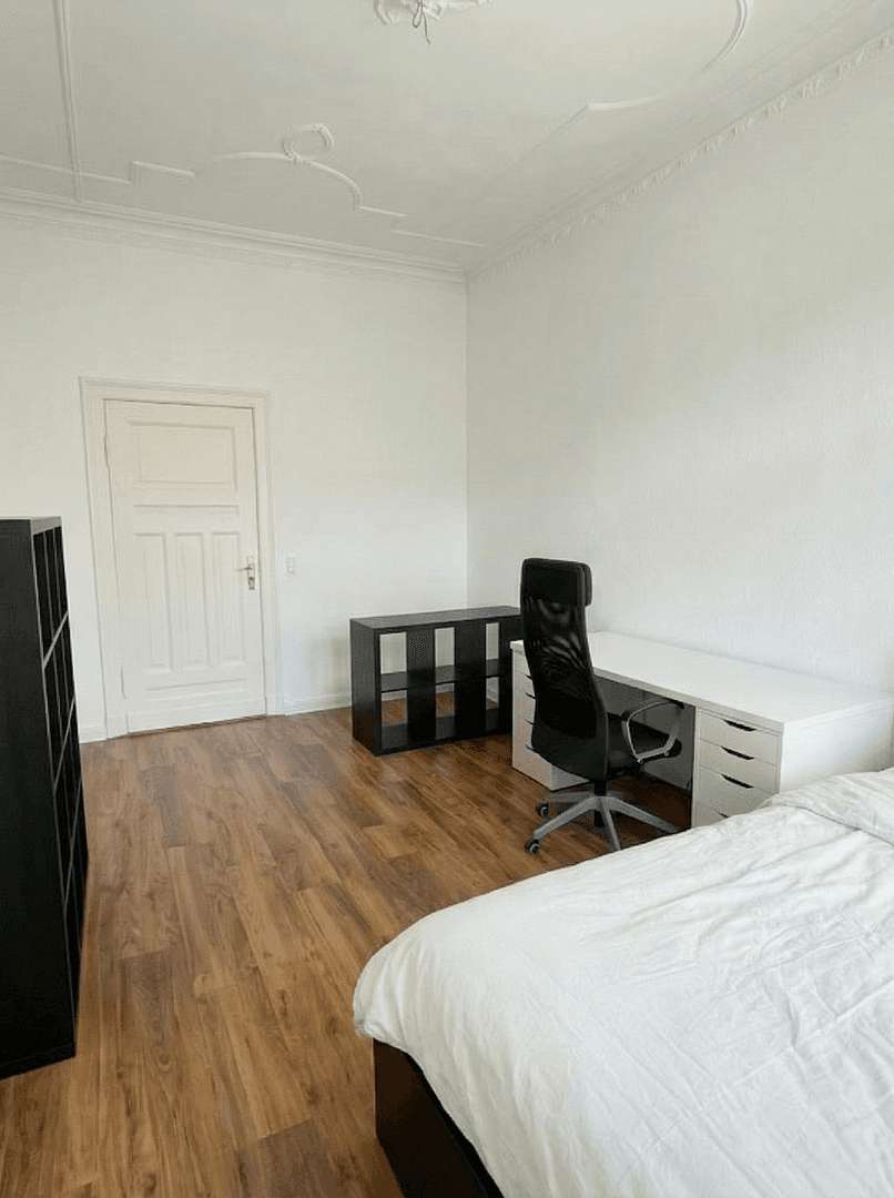 Prenájom bytu 20 m², Karlsruher Straße, Berlin, Berlín Prenájom bytu 20 m², Karlsruher Straße, Berlin, Berlín