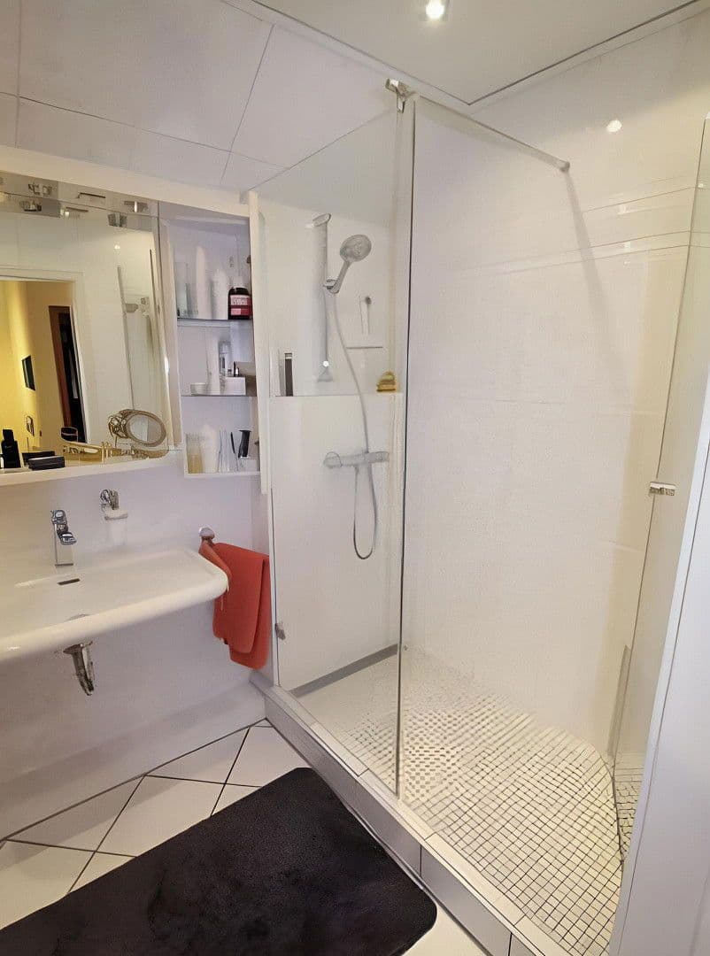 Predaj domu 126 m², pozemek 365 m², Seevetal, Dolné Sasko Predaj domu 126 m², pozemek 365 m², Seevetal, Dolné Sasko