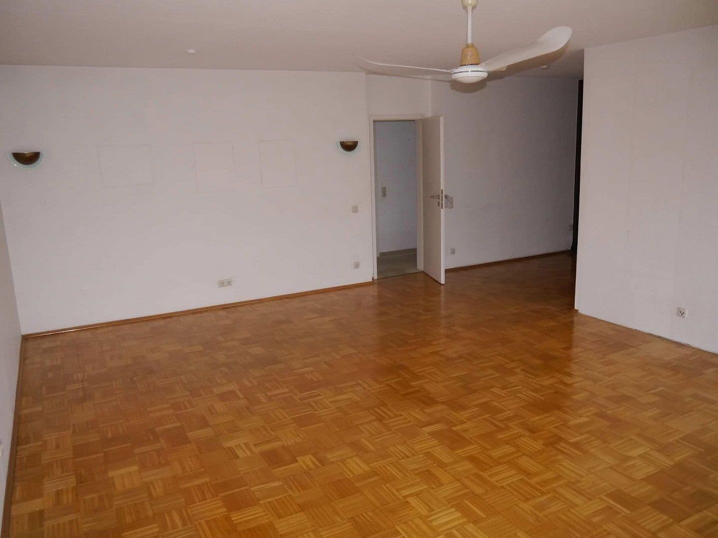 Predaj bytu 3-izbový 95 m², Mülheim an der Ruhr, Severné Porýnie - Westfálsko Predaj bytu 3-izbový 95 m², Mülheim an der Ruhr, Severné Porýnie - Westfálsko