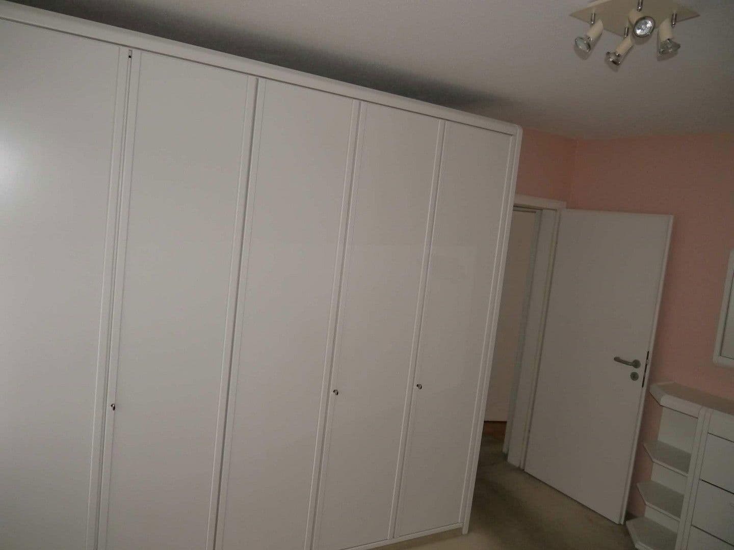 Predaj bytu 3-izbový 95 m², Mülheim an der Ruhr, Severné Porýnie - Westfálsko Predaj bytu 3-izbový 95 m², Mülheim an der Ruhr, Severné Porýnie - Westfálsko