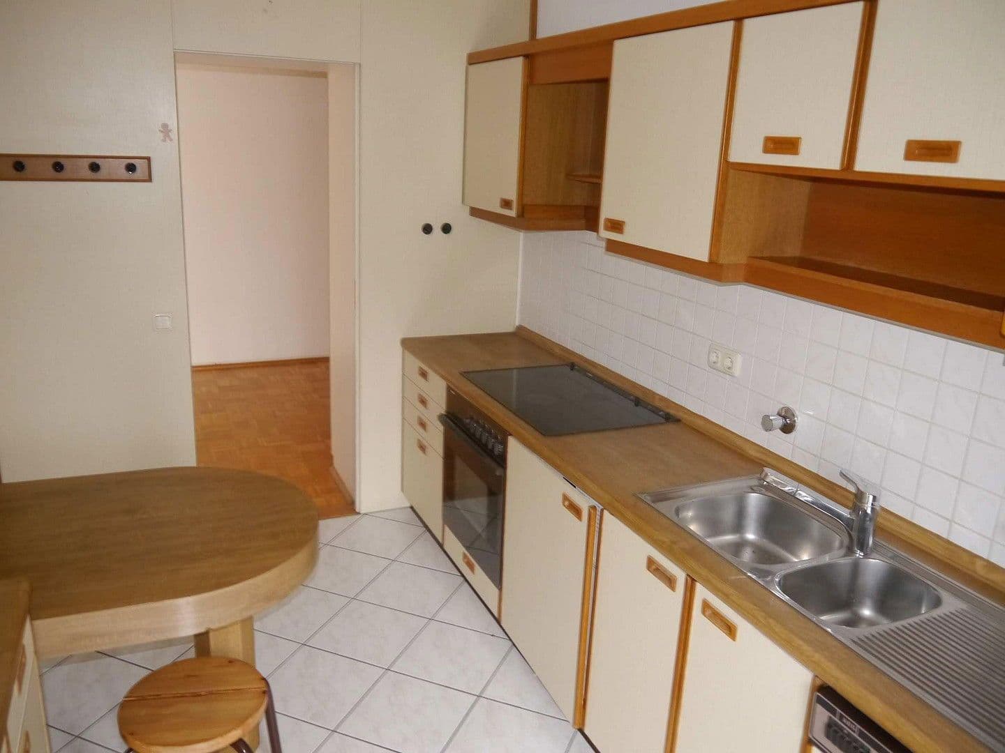 Predaj bytu 3-izbový 95 m², Mülheim an der Ruhr, Severné Porýnie - Westfálsko Predaj bytu 3-izbový 95 m², Mülheim an der Ruhr, Severné Porýnie - Westfálsko