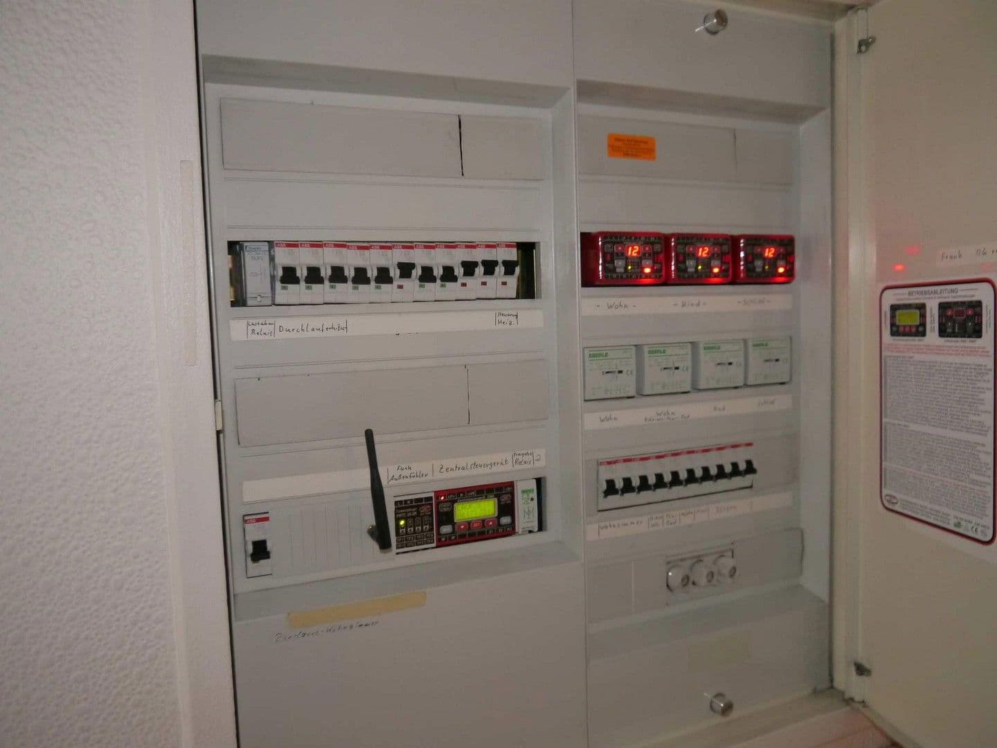 Predaj bytu 3-izbový 95 m², Mülheim an der Ruhr, Severné Porýnie - Westfálsko Predaj bytu 3-izbový 95 m², Mülheim an der Ruhr, Severné Porýnie - Westfálsko