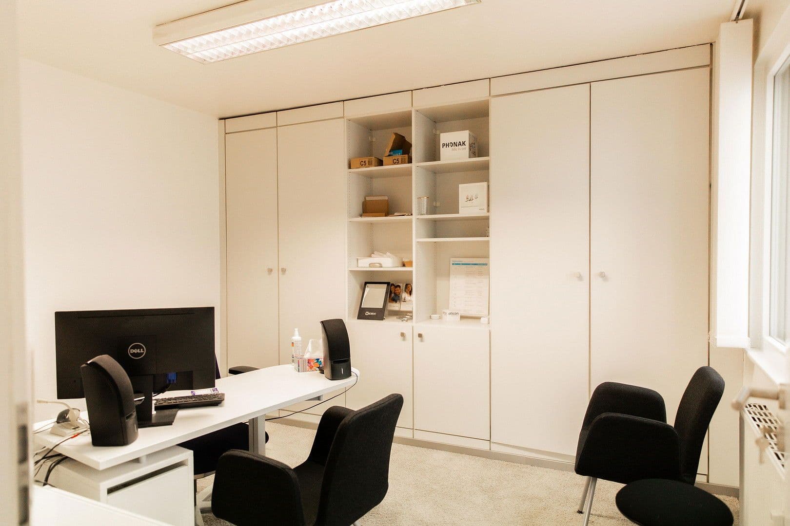 Predaj domu 386 m², pozemek 208 m², Röhrborngasse 1, Bergen-Enkheim, Hesensko Predaj domu 386 m², pozemek 208 m², Röhrborngasse 1, Bergen-Enkheim, Hesensko