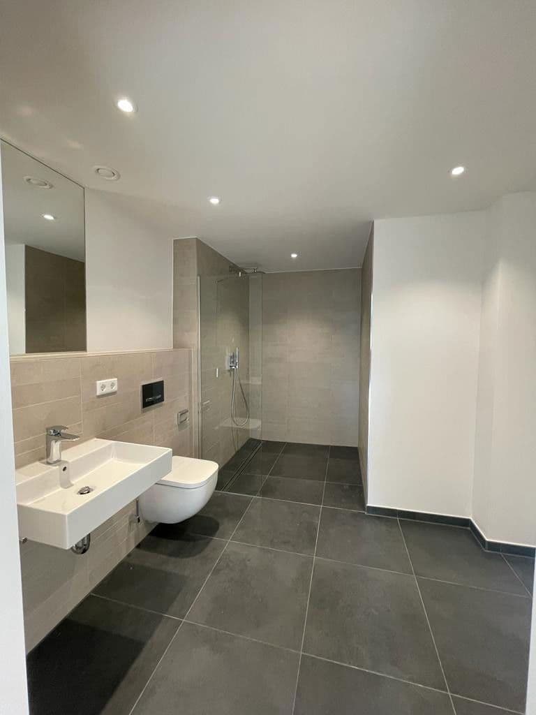 Prenájom bytu 2-izbový 61 m², Hanauer Landstraße 155-157, Frankfurt am Main, Hesensko Prenájom bytu 2-izbový 61 m², Hanauer Landstraße 155-157, Frankfurt am Main, Hesensko