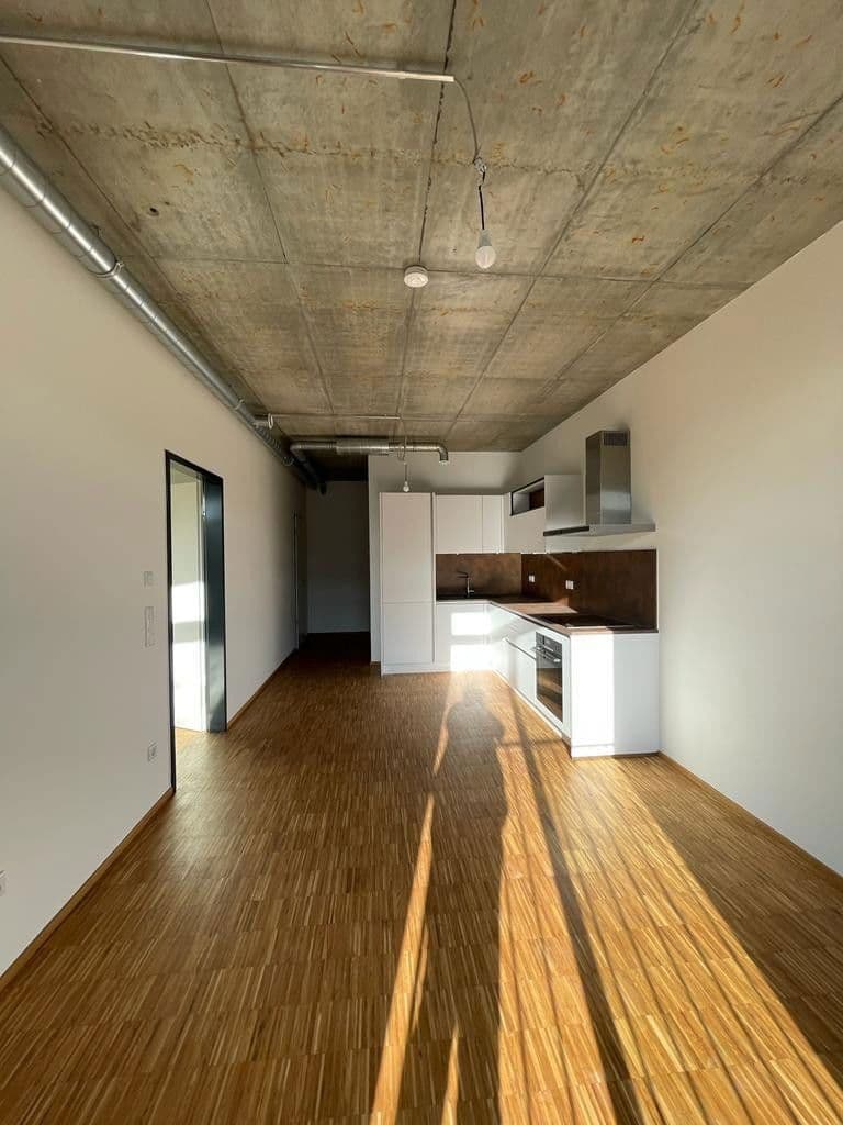 Prenájom bytu 2-izbový 61 m², Hanauer Landstraße 155-157, Frankfurt am Main, Hesensko Prenájom bytu 2-izbový 61 m², Hanauer Landstraße 155-157, Frankfurt am Main, Hesensko