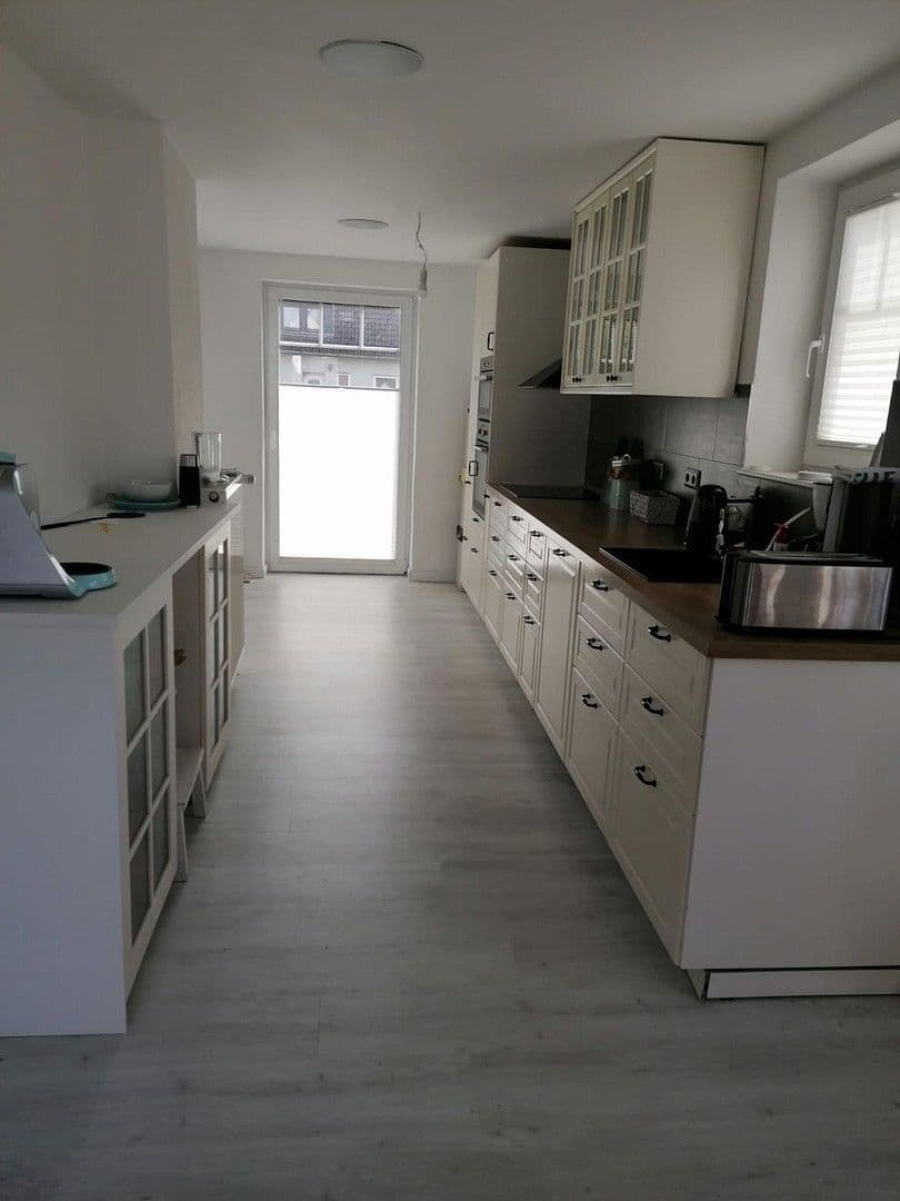 Predaj domu 122 m², pozemek 826 m², Bremen, Brémy Predaj domu 122 m², pozemek 826 m², Bremen, Brémy