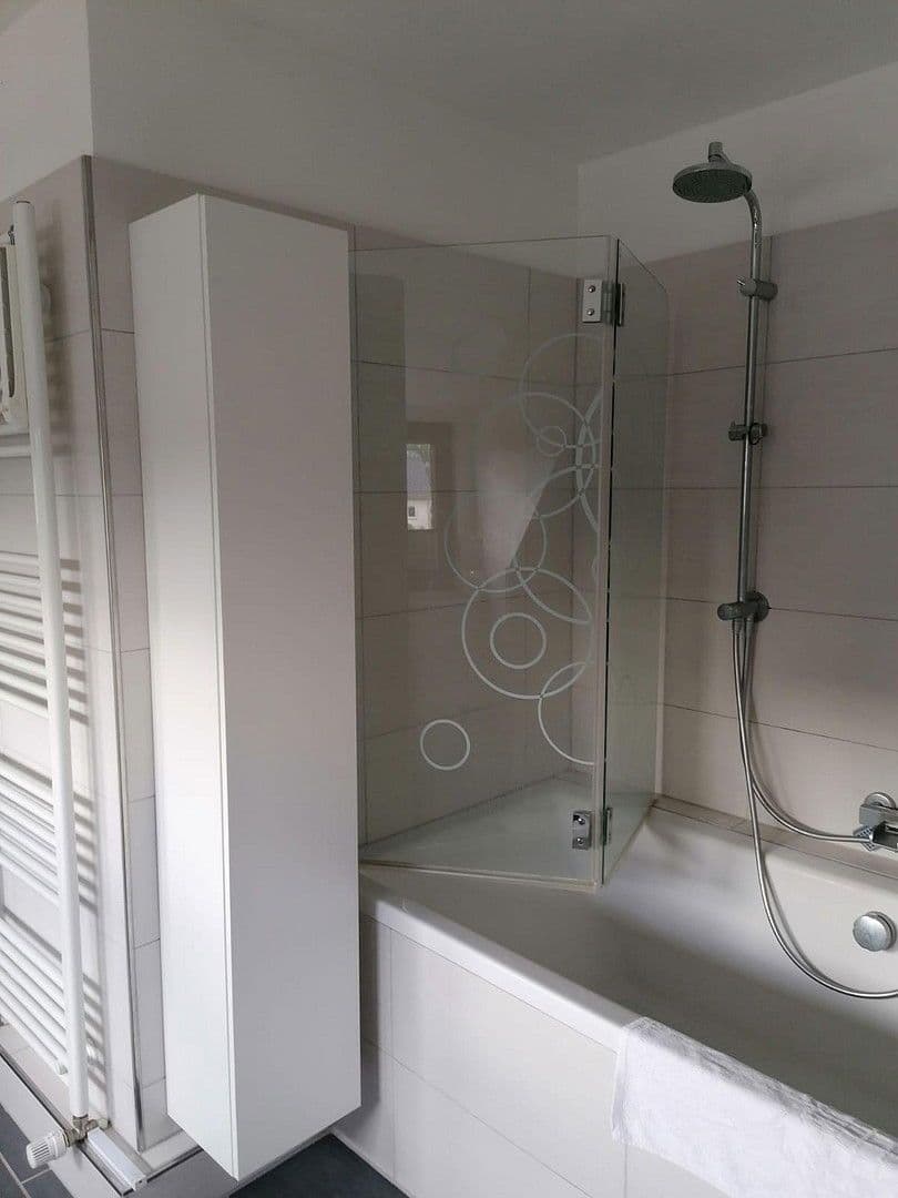 Predaj domu 122 m², pozemek 826 m², Bremen, Brémy Predaj domu 122 m², pozemek 826 m², Bremen, Brémy