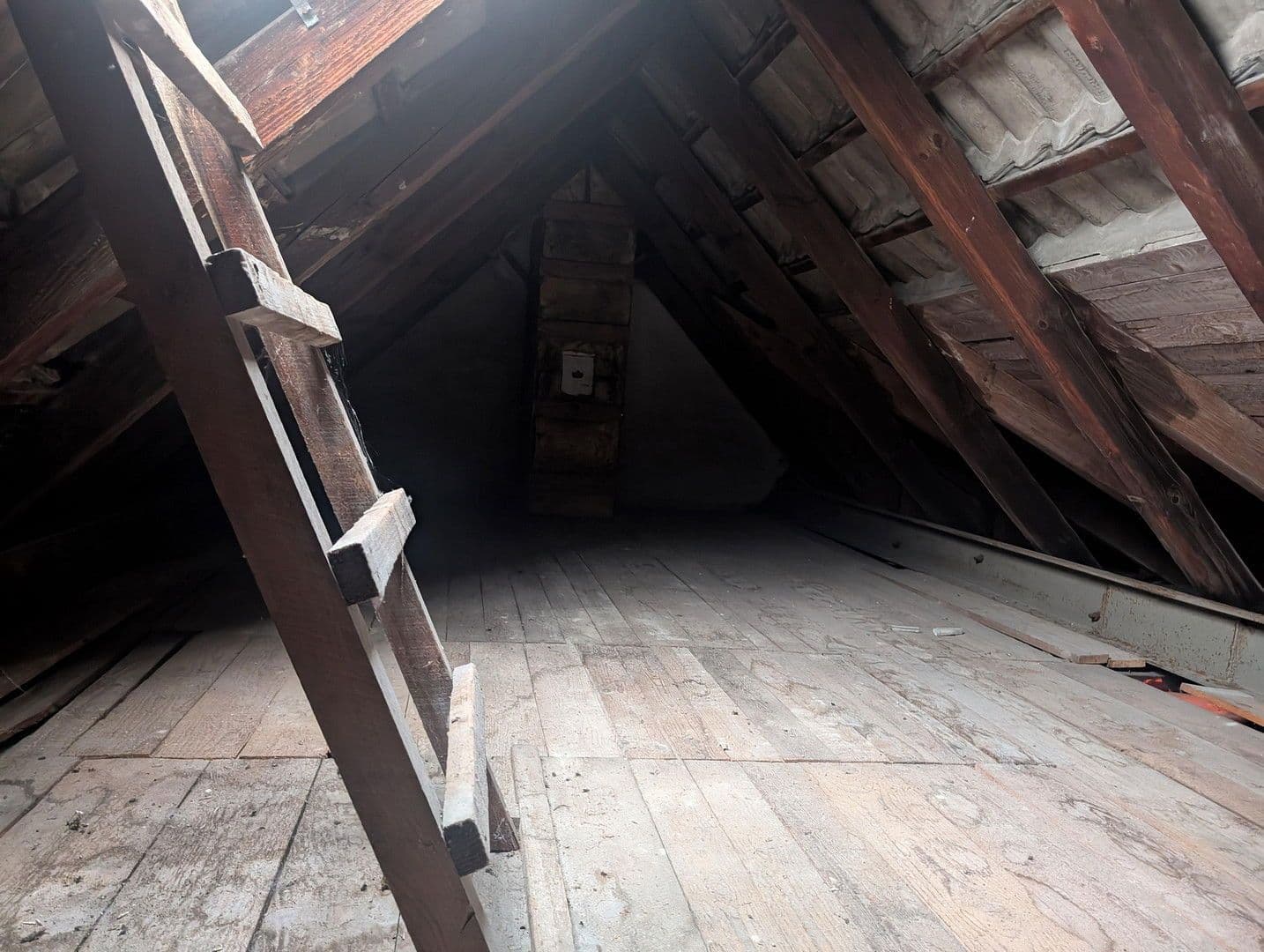 Predaj domu 122 m², pozemek 826 m², Bremen, Brémy Predaj domu 122 m², pozemek 826 m², Bremen, Brémy