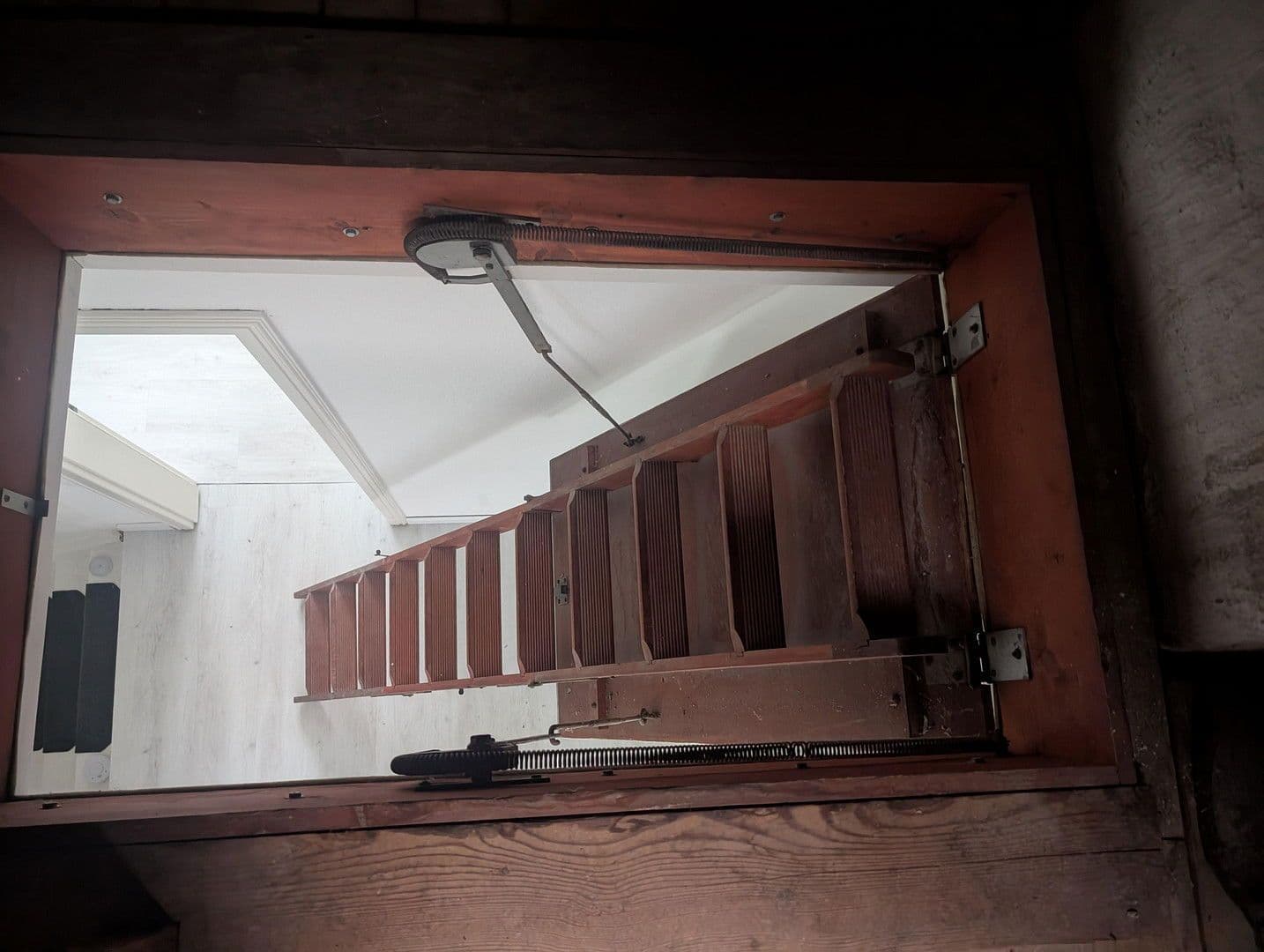 Predaj domu 122 m², pozemek 826 m², Bremen, Brémy Predaj domu 122 m², pozemek 826 m², Bremen, Brémy