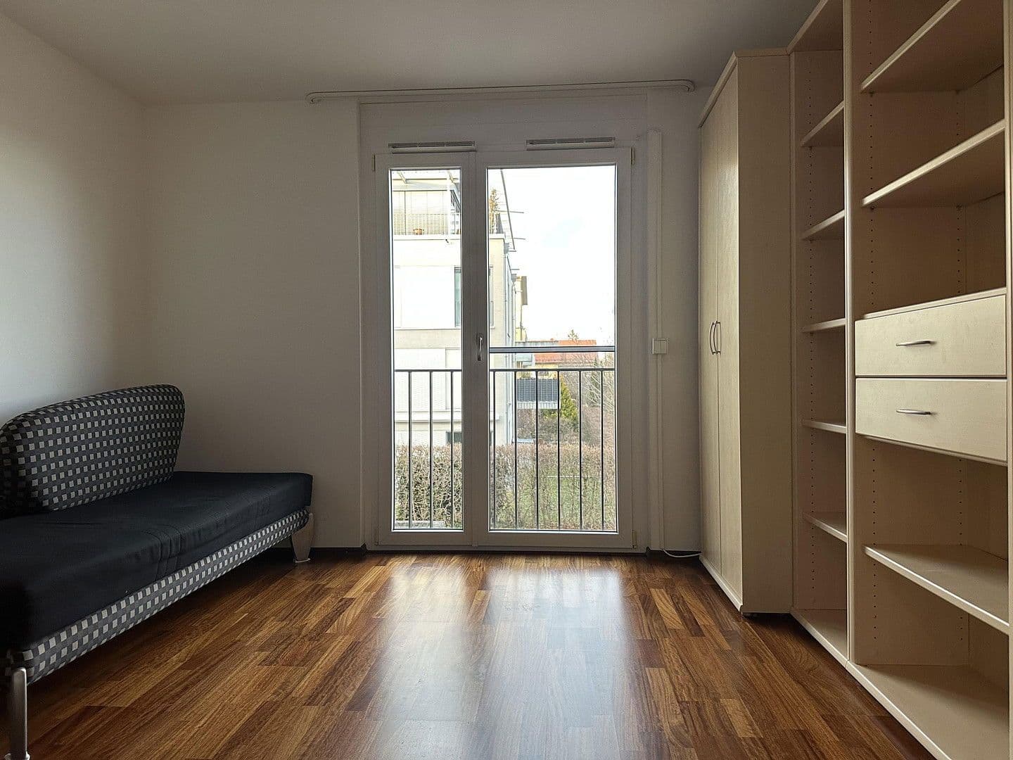 Prenájom bytu 3-izbový 80 m², Garching, Bavorsko Prenájom bytu 3-izbový 80 m², Garching, Bavorsko