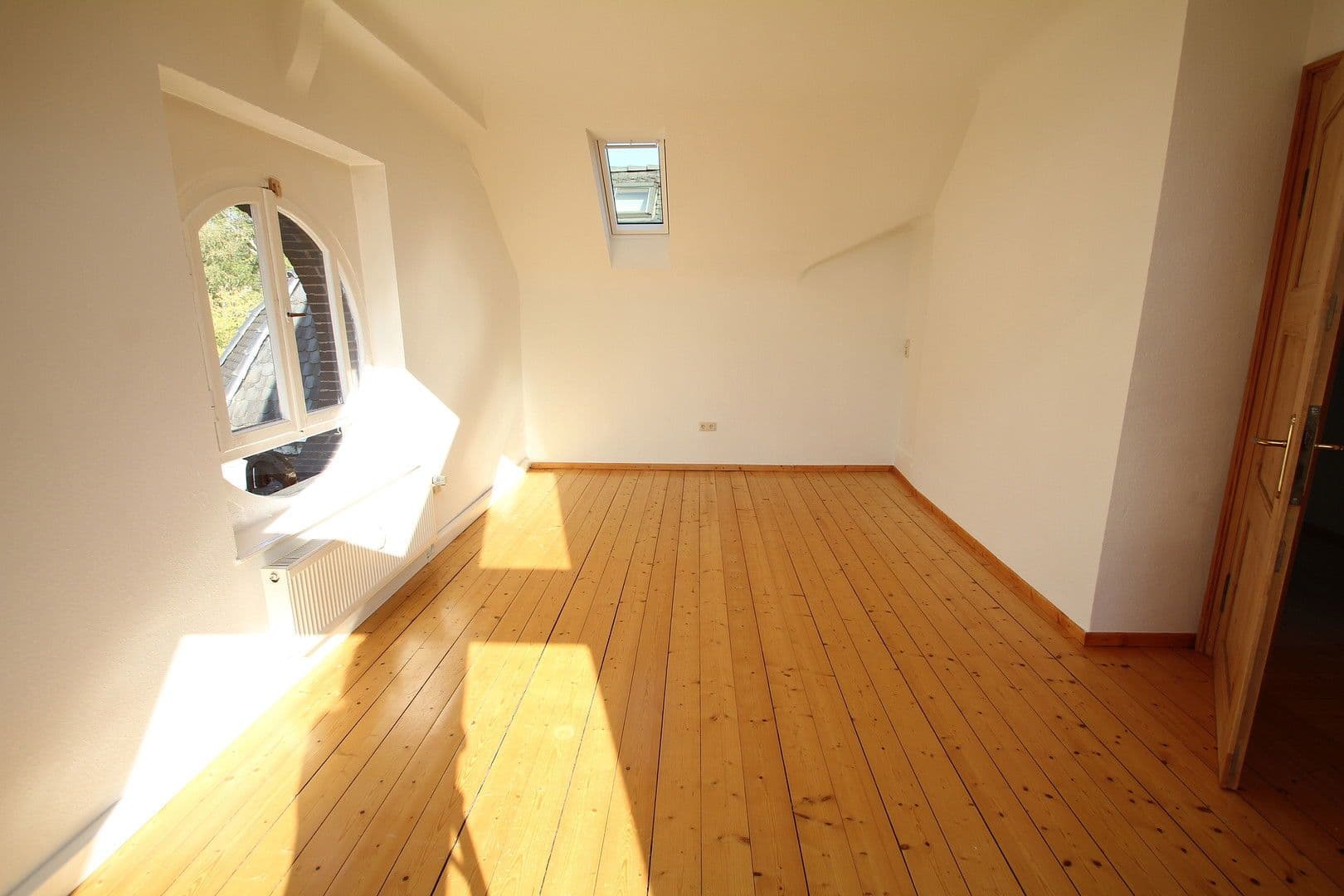 Prenájom bytu 2-izbový 68 m², Göttingen, Dolné Sasko Prenájom bytu 2-izbový 68 m², Göttingen, Dolné Sasko