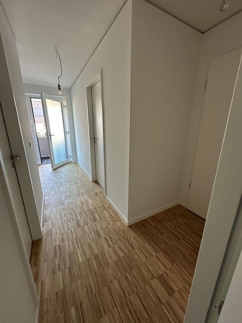 Prenájom bytu 3-izbový 58 m², Hamburg, Hamburg Prenájom bytu 3-izbový 58 m², Hamburg, Hamburg
