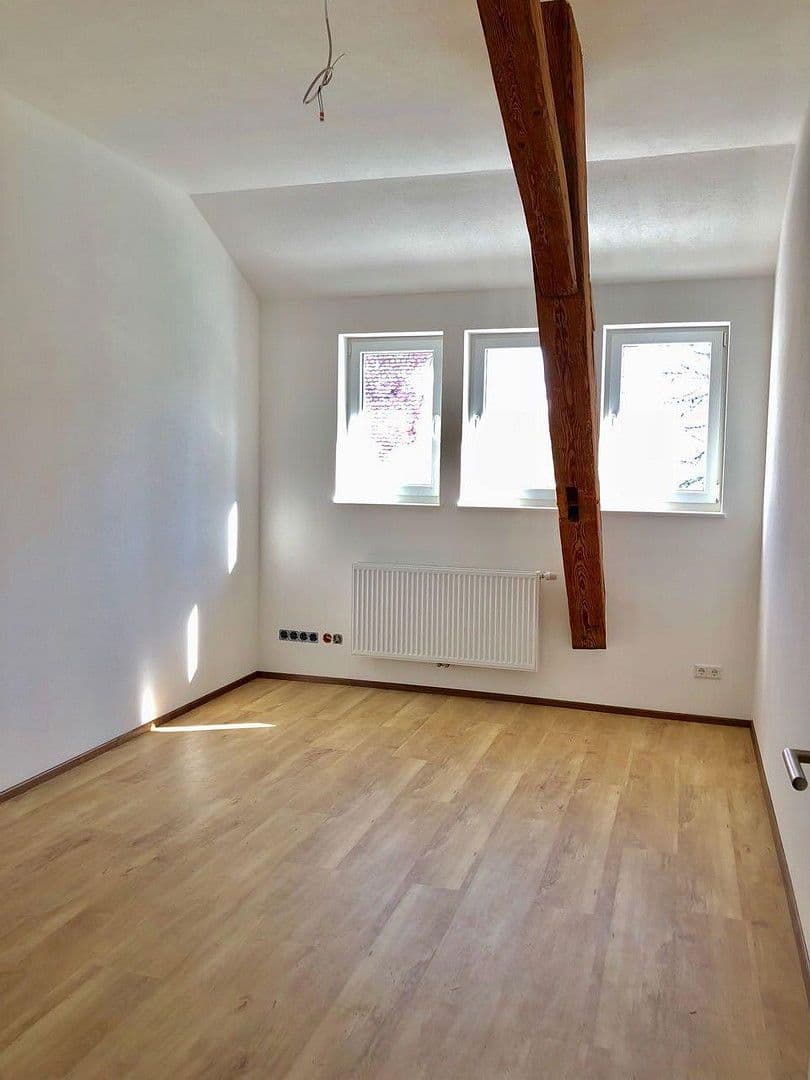 Prenájom bytu 19 m², Marktplatz 12, Furtwangen im Schwarzwald, Bádensko-Wurttembersko Prenájom bytu 19 m², Marktplatz 12, Furtwangen im Schwarzwald, Bádensko-Wurttembersko