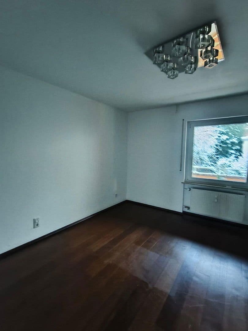 Predaj bytu 5-izbový 126 m², Zirndorf, Bavorsko Predaj bytu 5-izbový 126 m², Zirndorf, Bavorsko