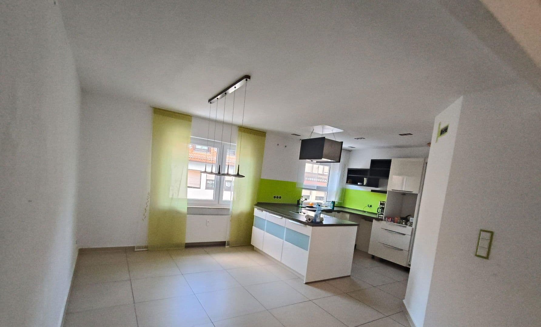 Predaj bytu 5-izbový 126 m², Zirndorf, Bavorsko Predaj bytu 5-izbový 126 m², Zirndorf, Bavorsko