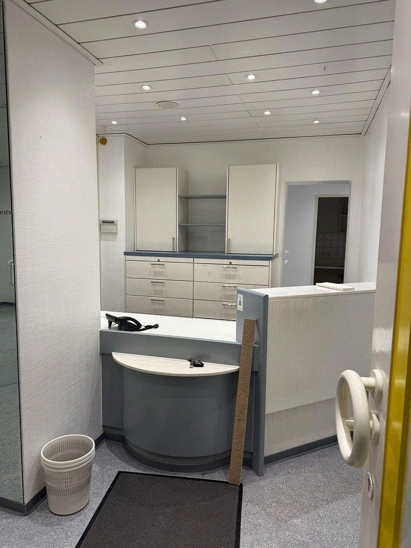 Prenájom kancelárie 110 m², Kurhausstrasse 101a, Herne, Severné Porýnie - Westfálsko Prenájom kancelárie 110 m², Kurhausstrasse 101a, Herne, Severné Porýnie - Westfálsko