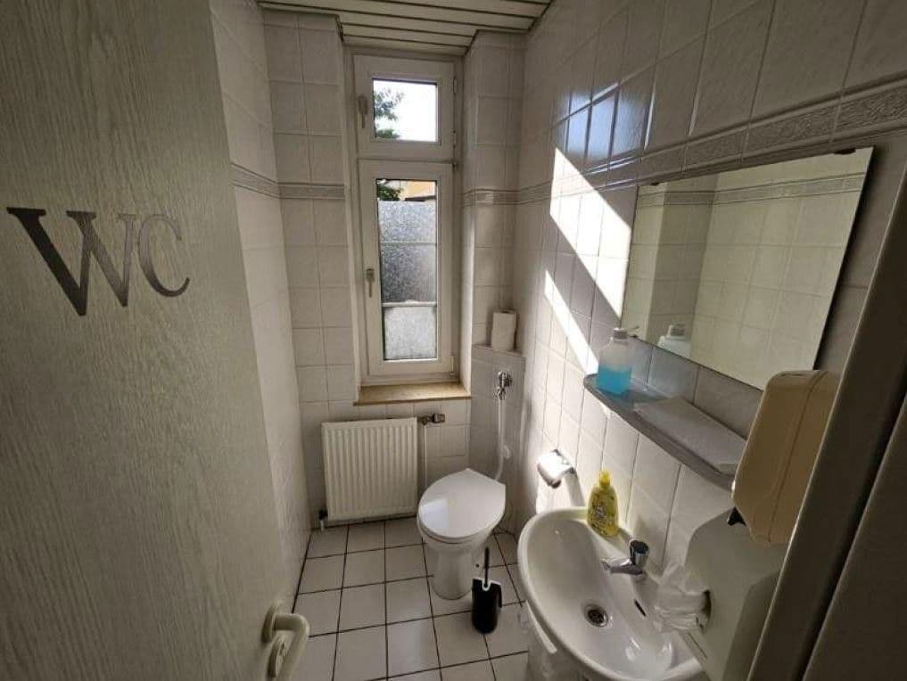 Prenájom kancelárie 110 m², Kurhausstrasse 101a, Herne, Severné Porýnie - Westfálsko Prenájom kancelárie 110 m², Kurhausstrasse 101a, Herne, Severné Porýnie - Westfálsko