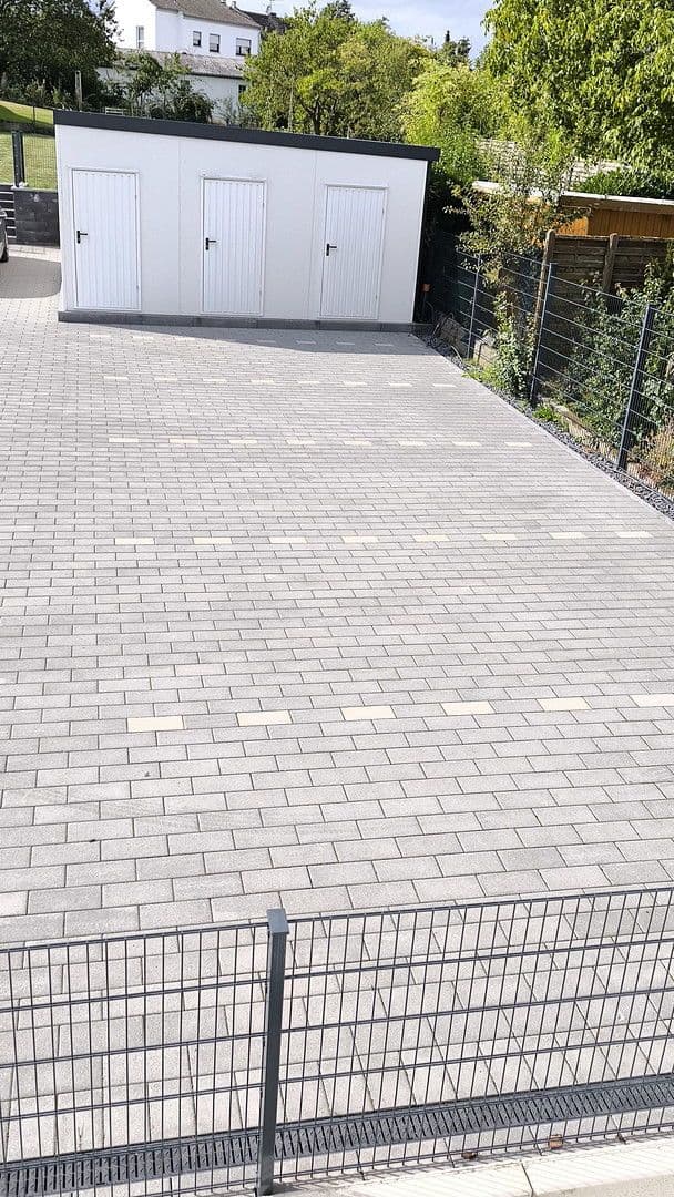 Predaj domu 452 m², pozemek 1.054 m², Rheinbach, Severné Porýnie - Westfálsko Predaj domu 452 m², pozemek 1.054 m², Rheinbach, Severné Porýnie - Westfálsko