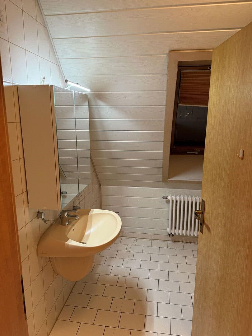 Prenájom bytu 2-izbový 54 m², Gartenstraße 5/1, Bad Überkingen, Bádensko-Wurttembersko Prenájom bytu 2-izbový 54 m², Gartenstraße 5/1, Bad Überkingen, Bádensko-Wurttembersko