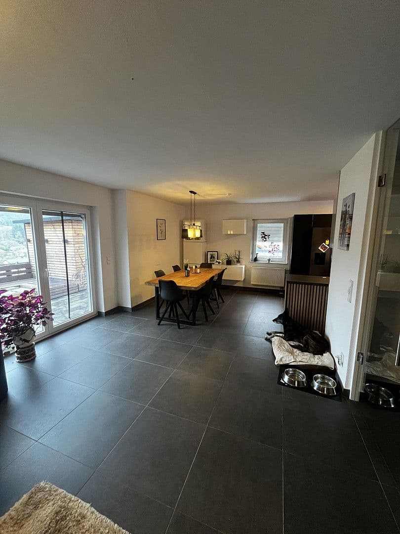 Predaj domu 142 m², pozemek 467 m², Naurath (Eifel), Porýnie-Falcko Predaj domu 142 m², pozemek 467 m², Naurath (Eifel), Porýnie-Falcko