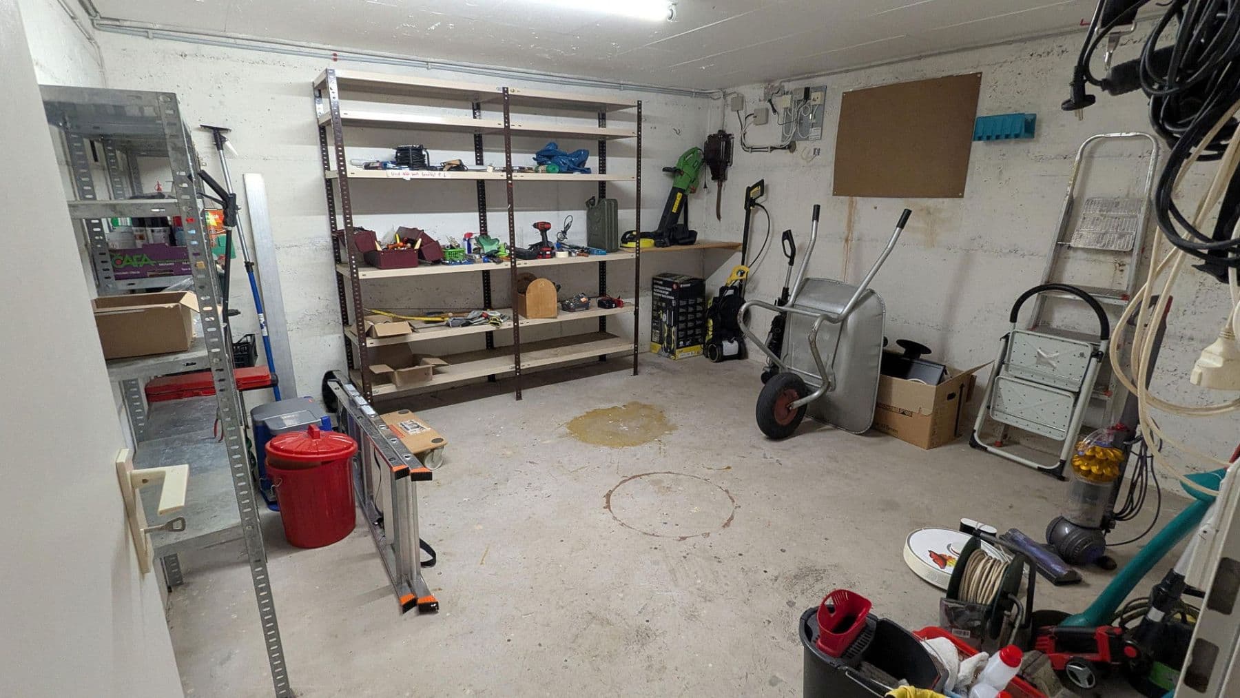 Predaj domu 180 m², pozemek 802 m², Wildberg, Bádensko-Wurttembersko Predaj domu 180 m², pozemek 802 m², Wildberg, Bádensko-Wurttembersko