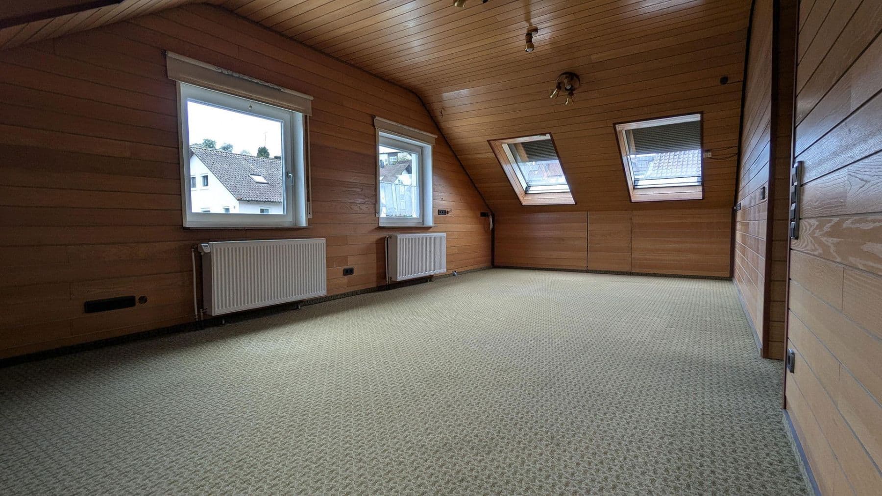 Predaj domu 180 m², pozemek 802 m², Wildberg, Bádensko-Wurttembersko Predaj domu 180 m², pozemek 802 m², Wildberg, Bádensko-Wurttembersko