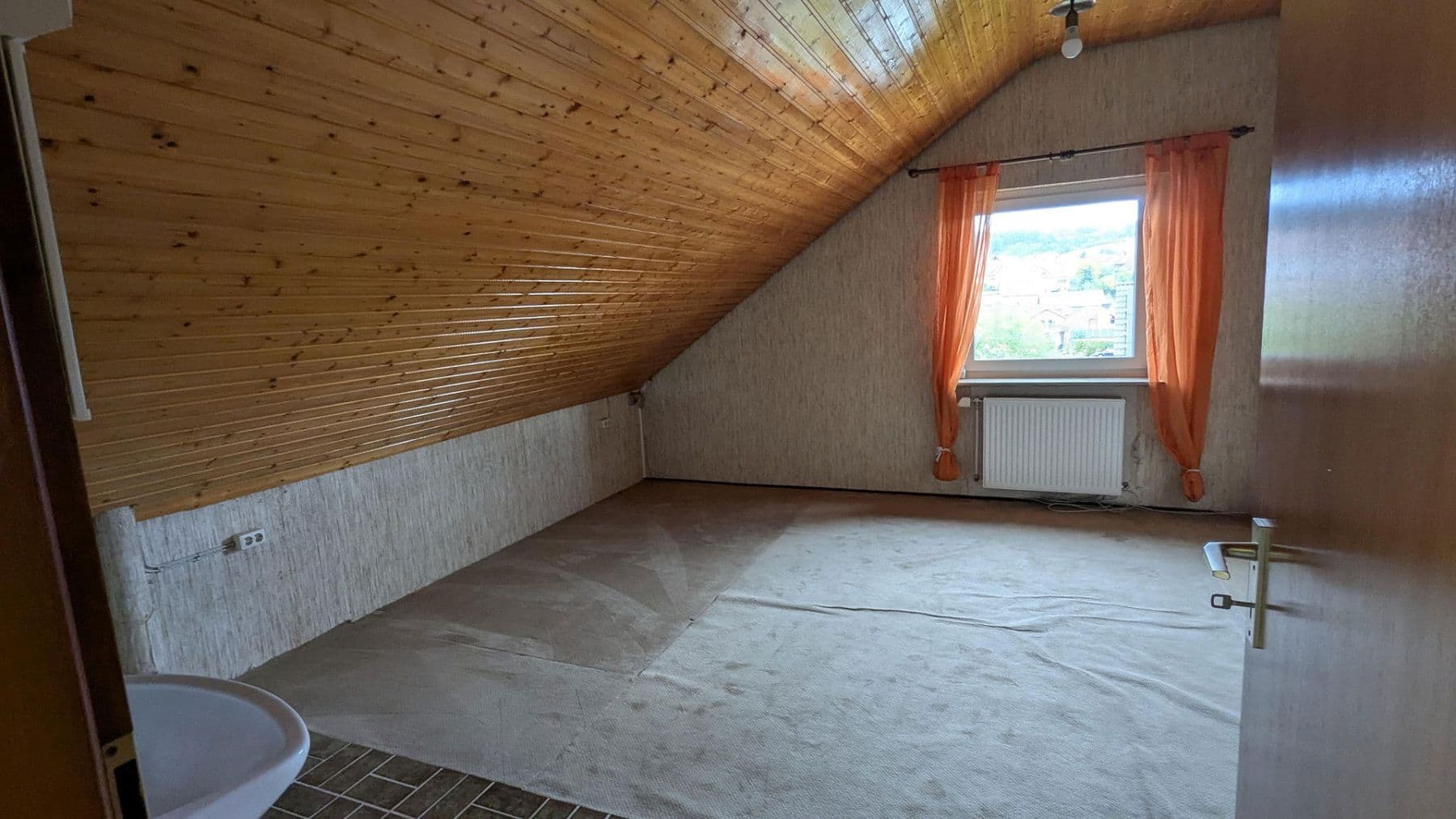 Predaj domu 180 m², pozemek 802 m², Wildberg, Bádensko-Wurttembersko Predaj domu 180 m², pozemek 802 m², Wildberg, Bádensko-Wurttembersko
