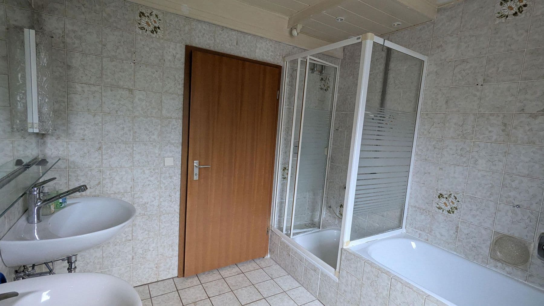 Predaj domu 180 m², pozemek 802 m², Wildberg, Bádensko-Wurttembersko Predaj domu 180 m², pozemek 802 m², Wildberg, Bádensko-Wurttembersko